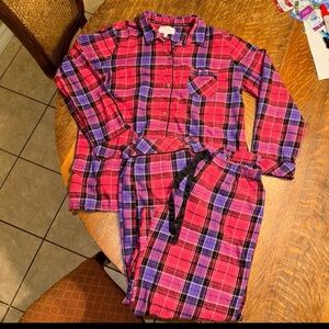 Victoria’s Secret Plaid Flannel pajama set
